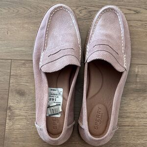 Sperry women’s Soft Pink Loafers